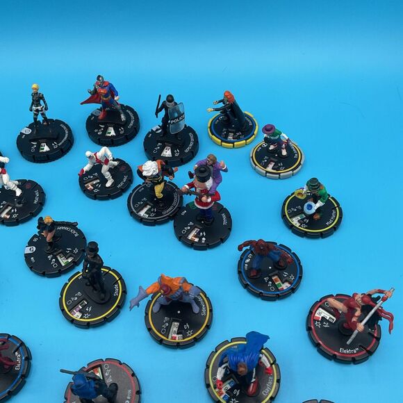 Lot of 26 Wizkids Heroclix Figures Game Pieces DC MARVEL .2002-2012 Mixed - Picture 15 of 16